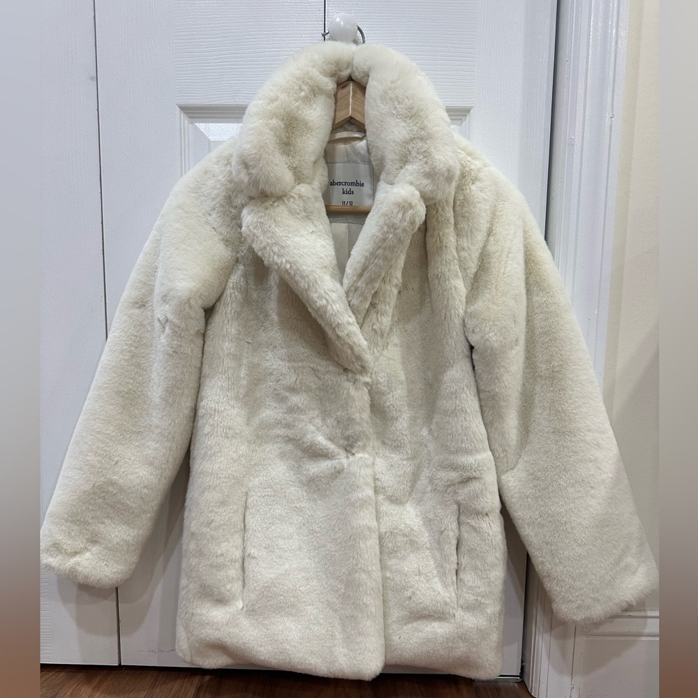 Abercrombie Kids White Teddy Jacket
